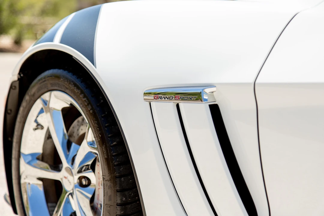 2012 Chevrolet Corvette C6 - Image 12 of 31