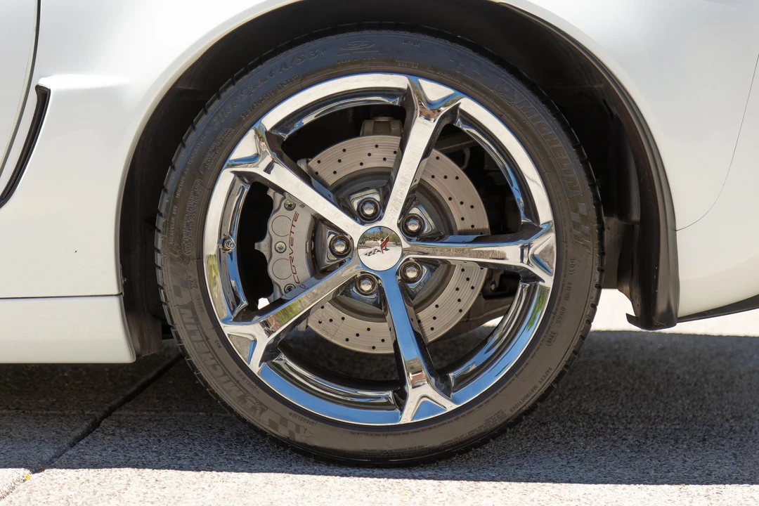 2012 Chevrolet Corvette C6 - Image 17 of 31
