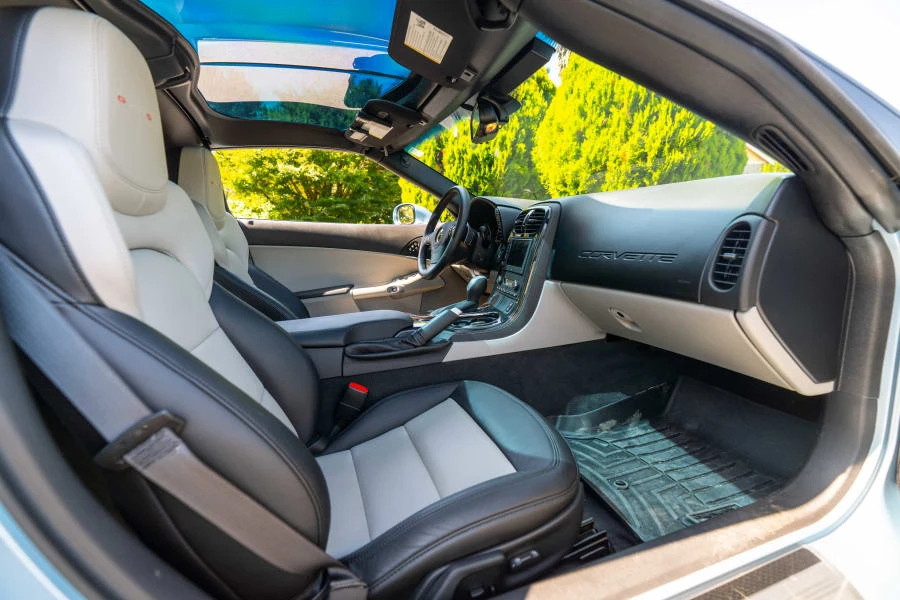 2012 Chevrolet Corvette C6 - Image 17 of 25