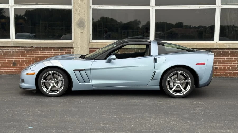 2012 Chevrolet Corvette C6 - Image 2 of 12