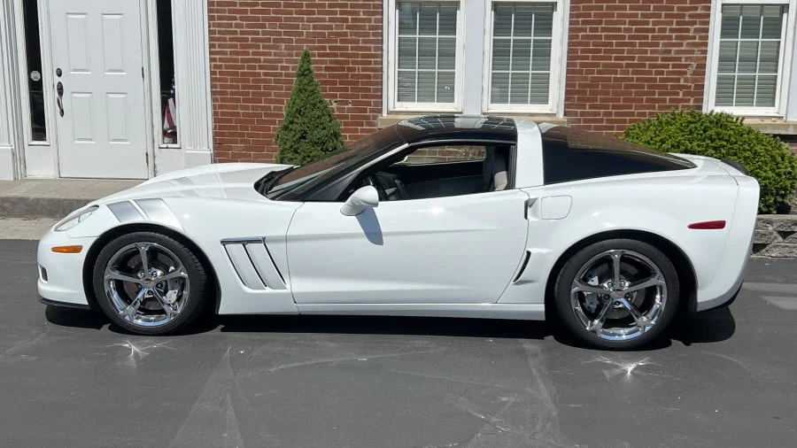 2012 Chevrolet Corvette C6 - Image 2 of 11