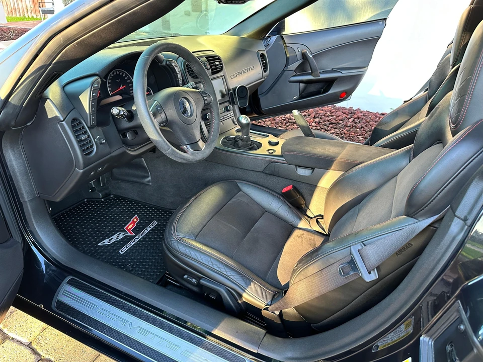 2012 Chevrolet Corvette C6 - Image 29 of 31