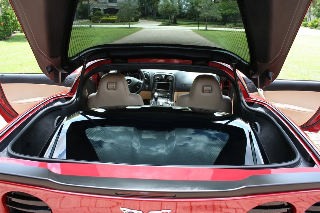 2012 Chevrolet Corvette C6 - Image 19 of 21