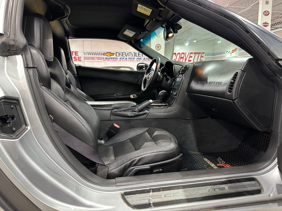 2012 Chevrolet Corvette C6 - Image 11 of 21