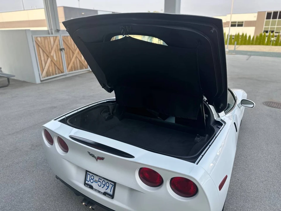 2012 Chevrolet Corvette C6 - Image 15 of 16