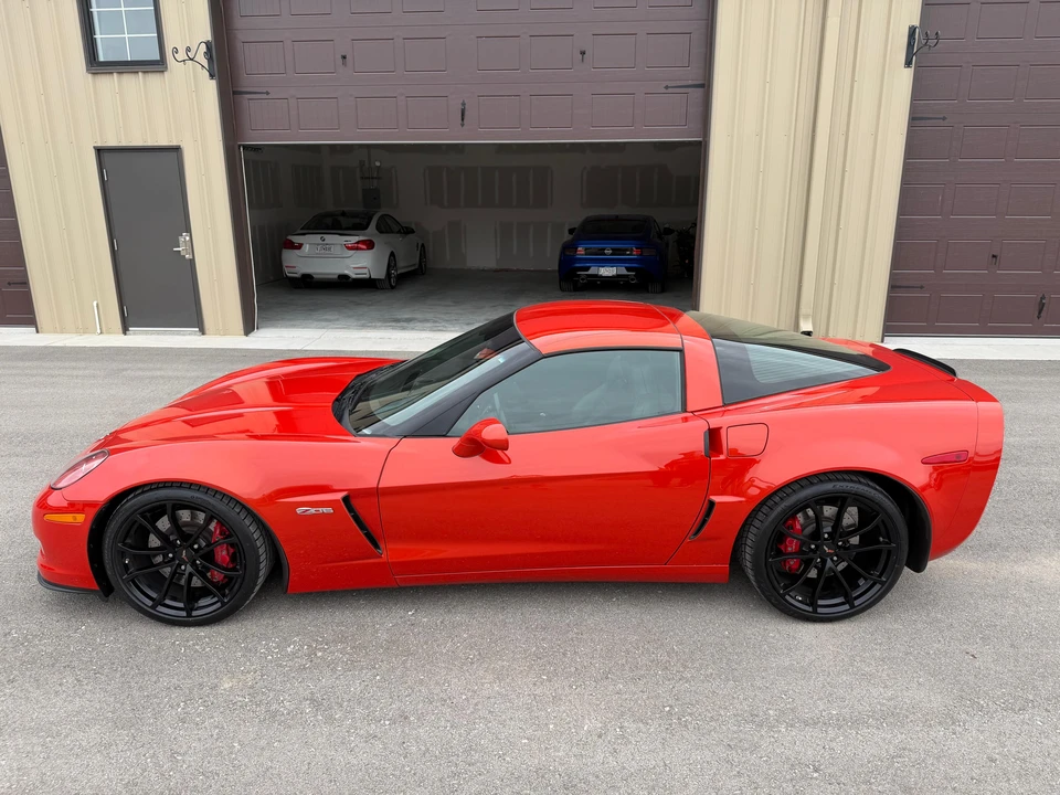 2012 Chevrolet Corvette C6 Z06 - Image 8 of 31