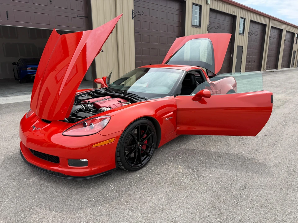 2012 Chevrolet Corvette C6 Z06 - Image 19 of 31