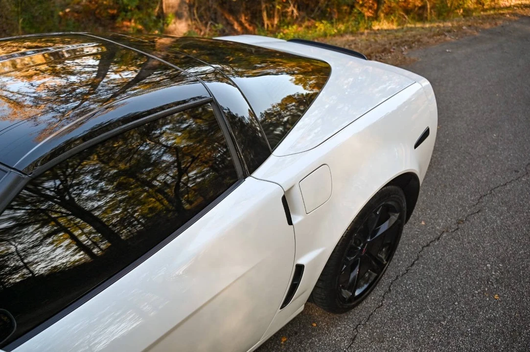 2012 Chevrolet Corvette C6 - Image 20 of 21