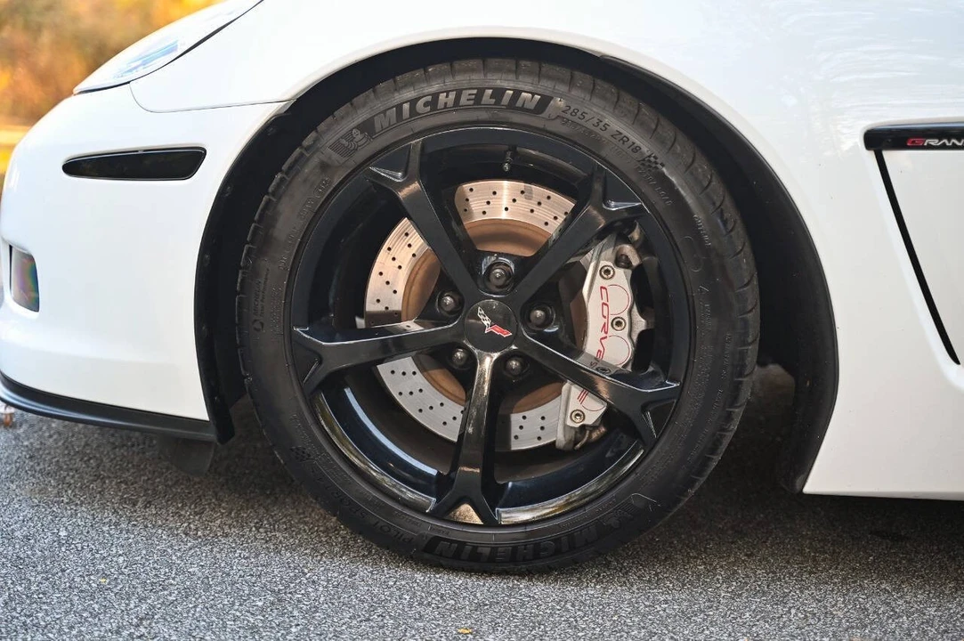 2012 Chevrolet Corvette C6 - Image 13 of 21