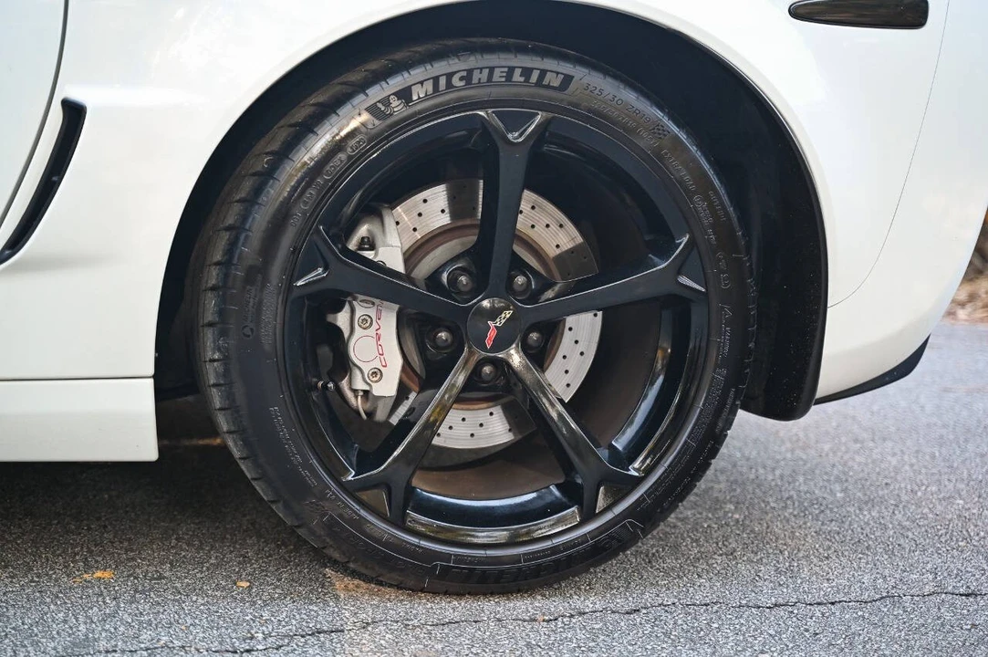 2012 Chevrolet Corvette C6 - Image 14 of 21