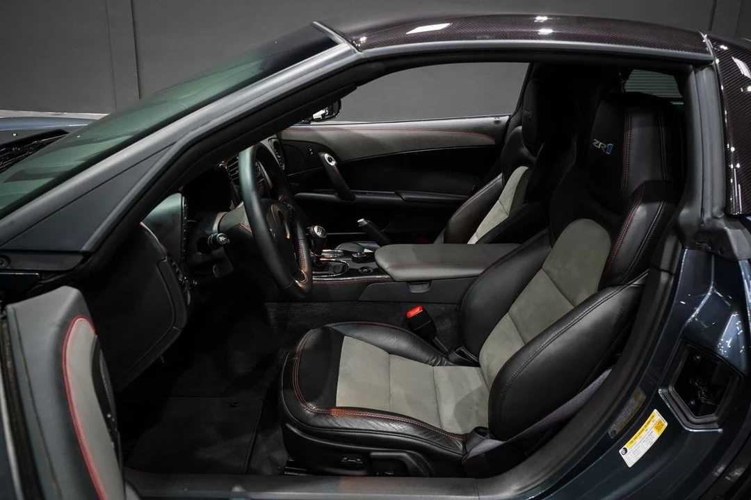 2012 Chevrolet Corvette C6 ZR1 - Image 27 of 31