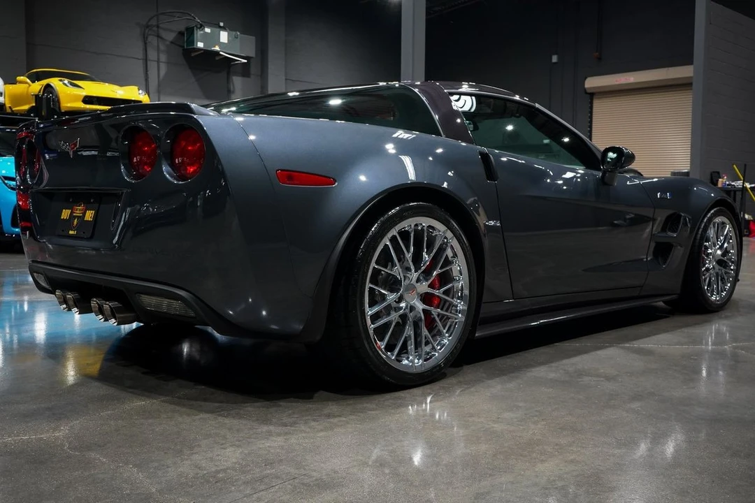 2012 Chevrolet Corvette C6 ZR1 - Image 5 of 31