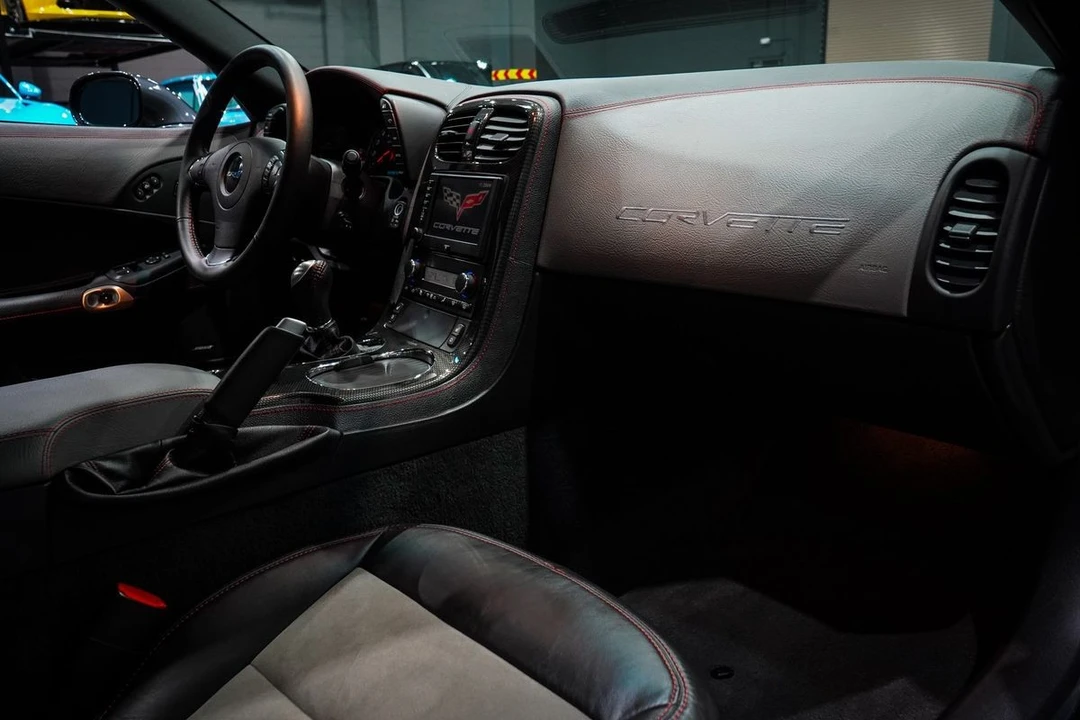 2012 Chevrolet Corvette C6 ZR1 - Image 29 of 31