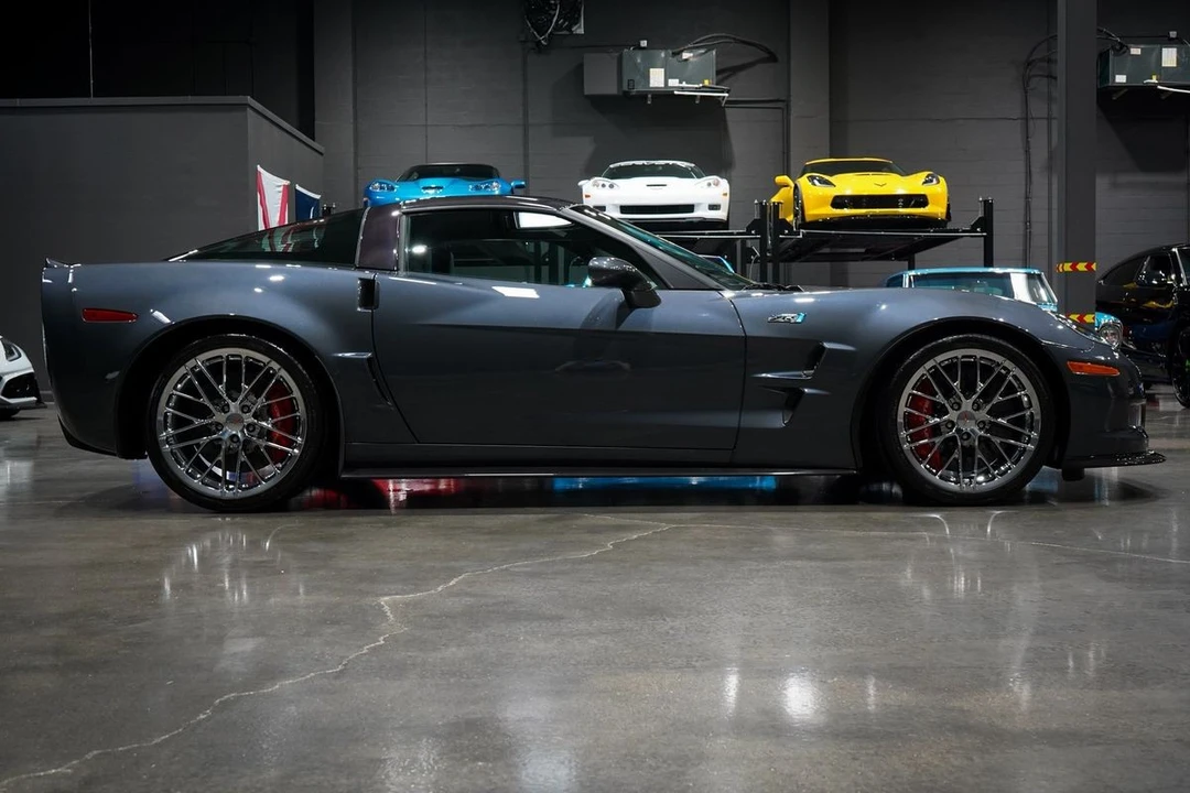 2012 Chevrolet Corvette C6 ZR1 - Image 6 of 31