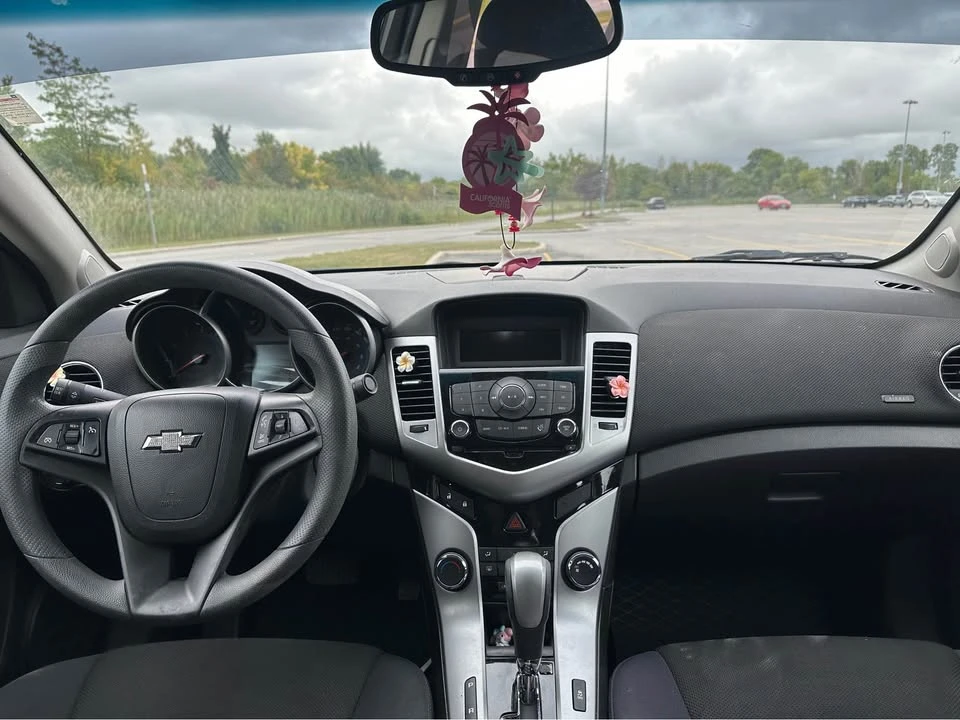 2012 Chevrolet Cruze - Image 2 of 7