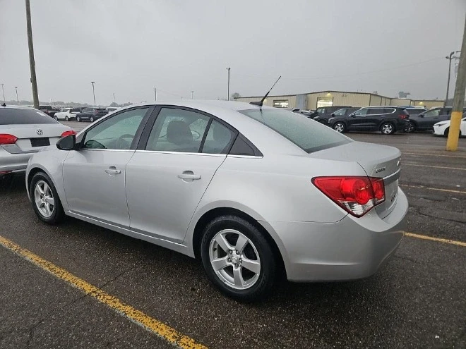 2012 Chevrolet Cruze - Image 4 of 10