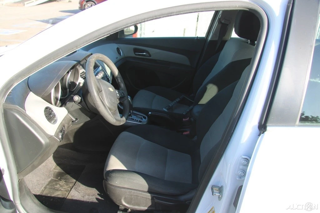 2012 Chevrolet Cruze - Image 13 of 21