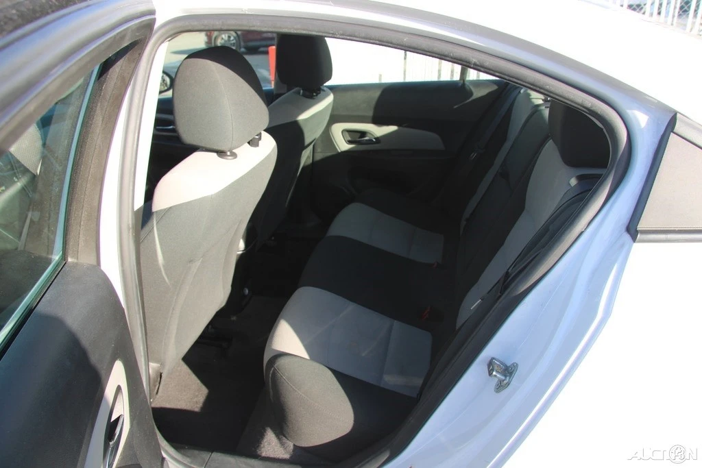2012 Chevrolet Cruze - Image 20 of 21