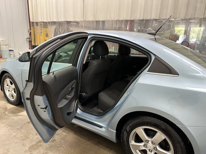2012 Chevrolet Cruze - Image 11 of 21