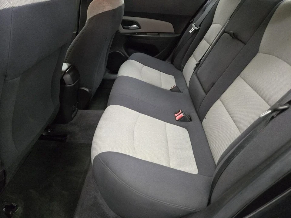 2012 Chevrolet Cruze - Image 8 of 12