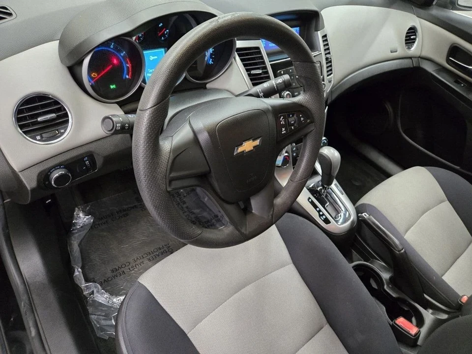 2012 Chevrolet Cruze - Image 7 of 12