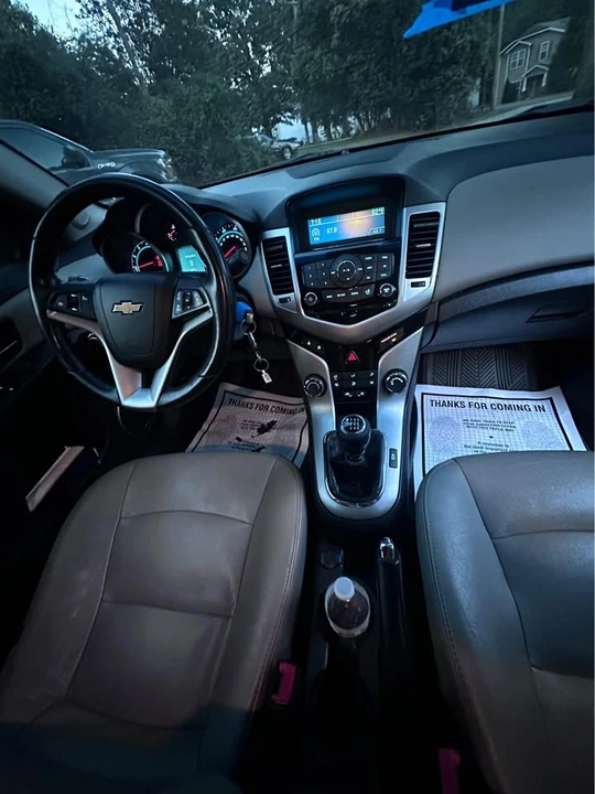 2012 Chevrolet Cruze - Image 5 of 10