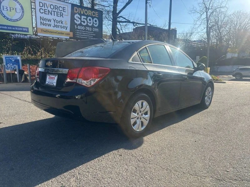 2012 Chevrolet Cruze - Image 6 of 12