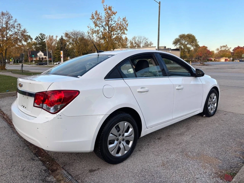 2012 Chevrolet Cruze - Image 10 of 21