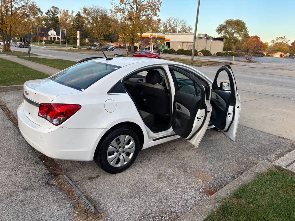 2012 Chevrolet Cruze - Image 19 of 21