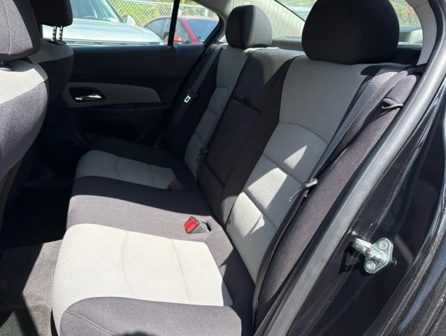 2012 Chevrolet Cruze - Image 14 of 17