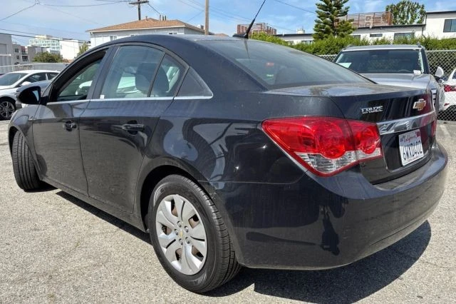 2012 Chevrolet Cruze - Image 4 of 17