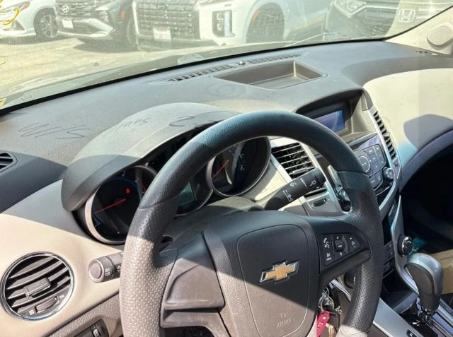 2012 Chevrolet Cruze - Image 12 of 17