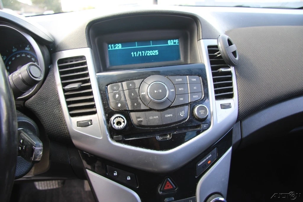 2012 Chevrolet Cruze - Image 16 of 21