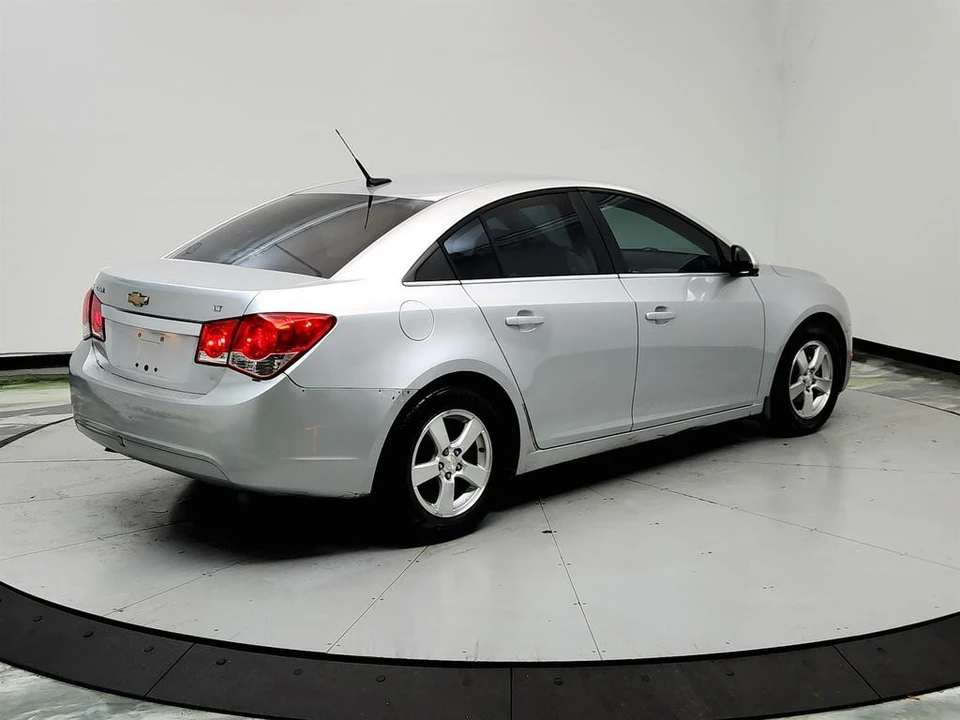 2012 Chevrolet Cruze - Image 5 of 21