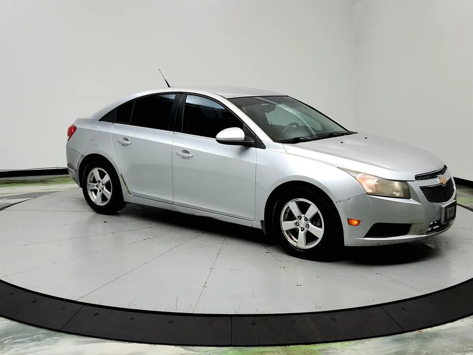 2012 Chevrolet Cruze - Image 3 of 21