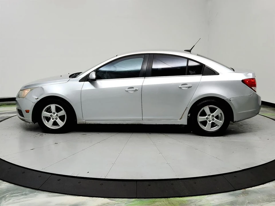 2012 Chevrolet Cruze - Image 8 of 21