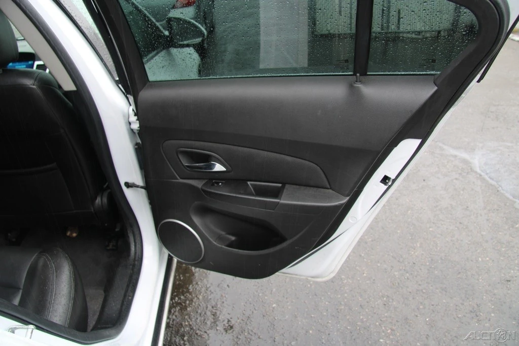 2012 Chevrolet Cruze - Image 20 of 21