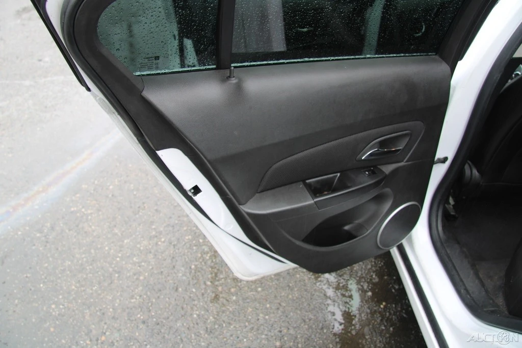 2012 Chevrolet Cruze - Image 18 of 21