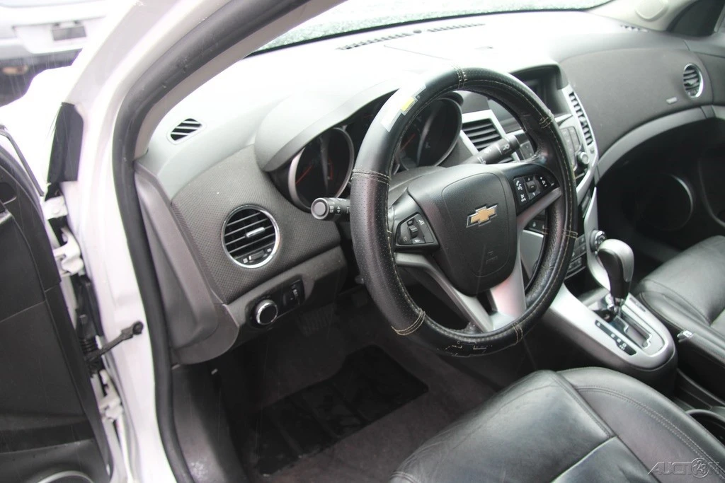 2012 Chevrolet Cruze - Image 13 of 21