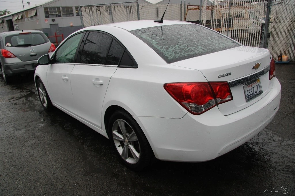2012 Chevrolet Cruze - Image 4 of 21