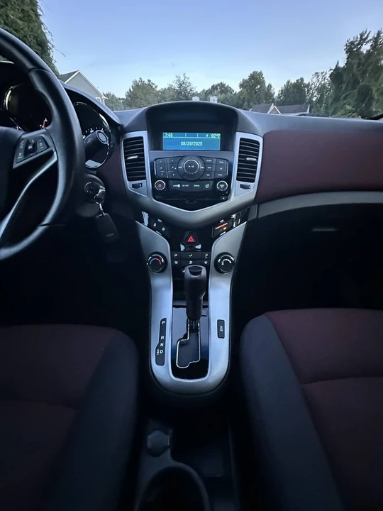 2012 Chevrolet Cruze - Image 20 of 21