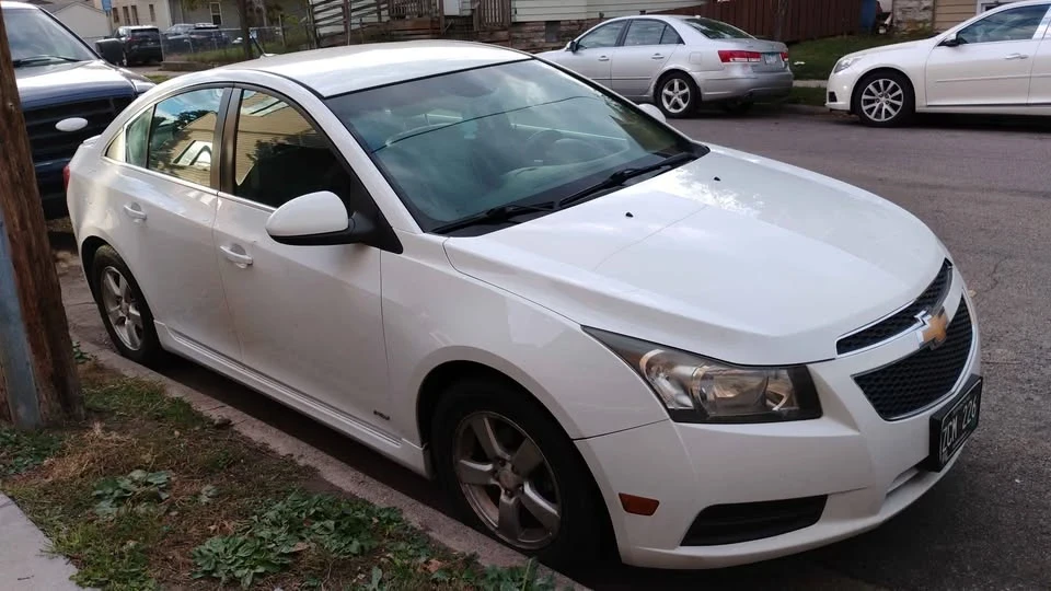 2012 Chevrolet Cruze - Image 5 of 10