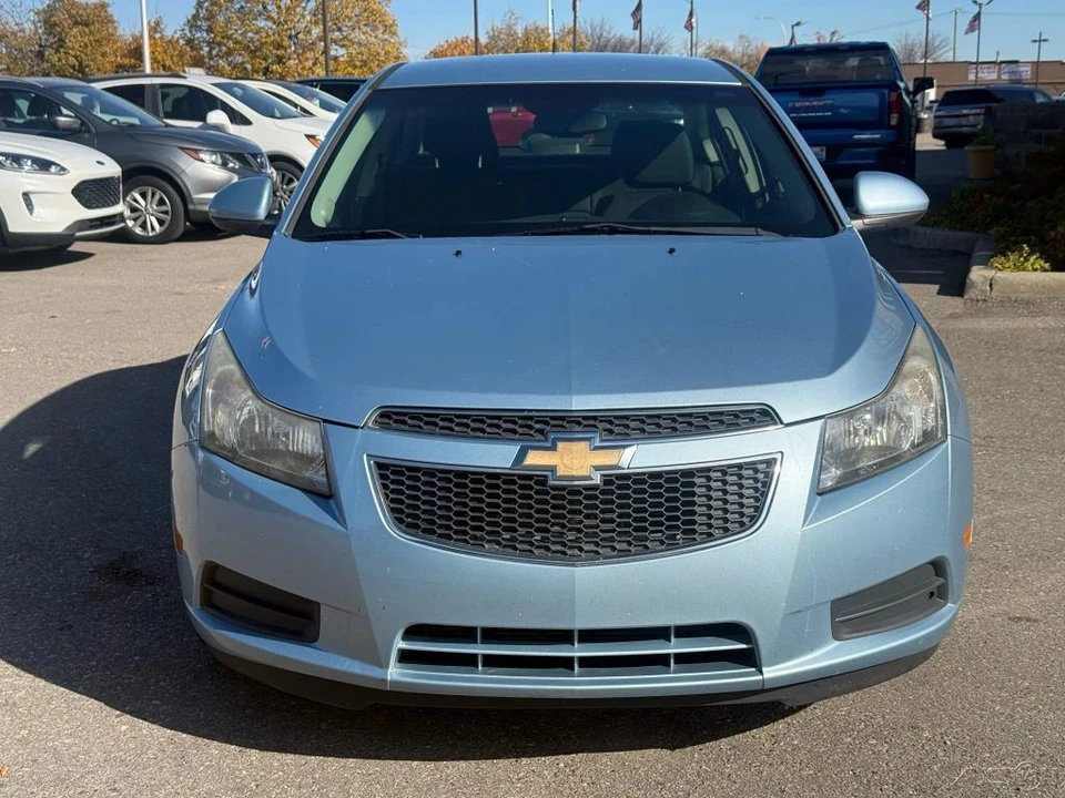 2012 Chevrolet Cruze - Image 2 of 12