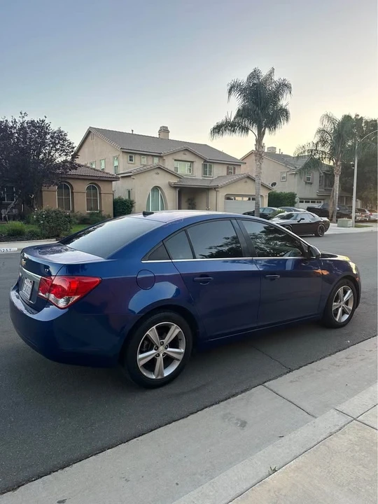2012 Chevrolet Cruze - Image 2 of 10