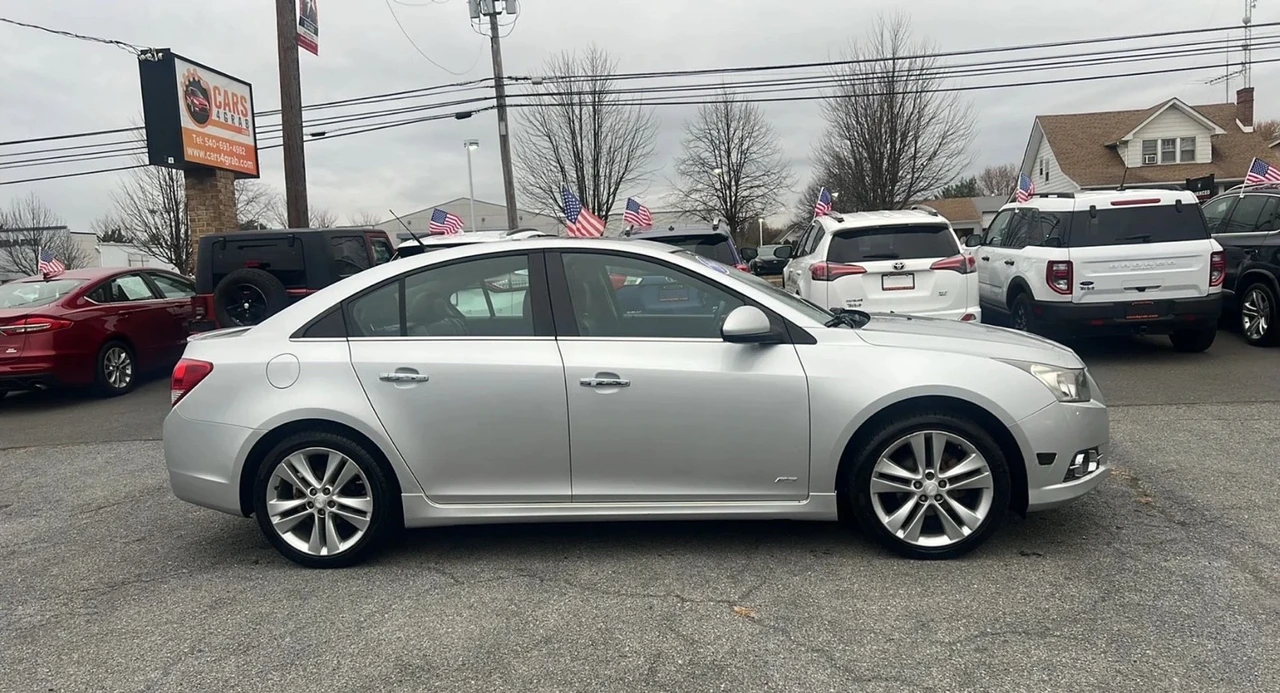 2012 Chevrolet Cruze - Image 2 of 21