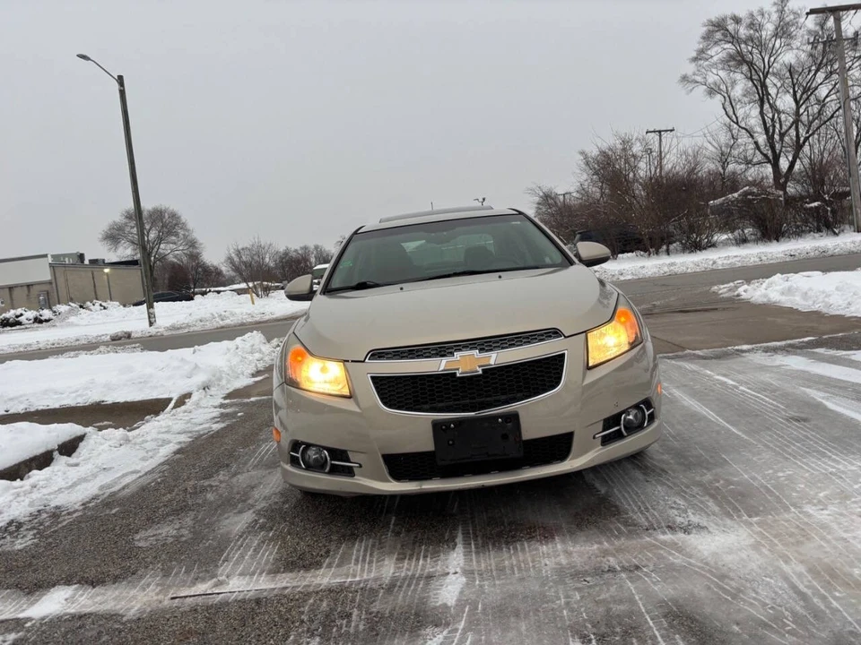 2012 Chevrolet Cruze - Image 2 of 21