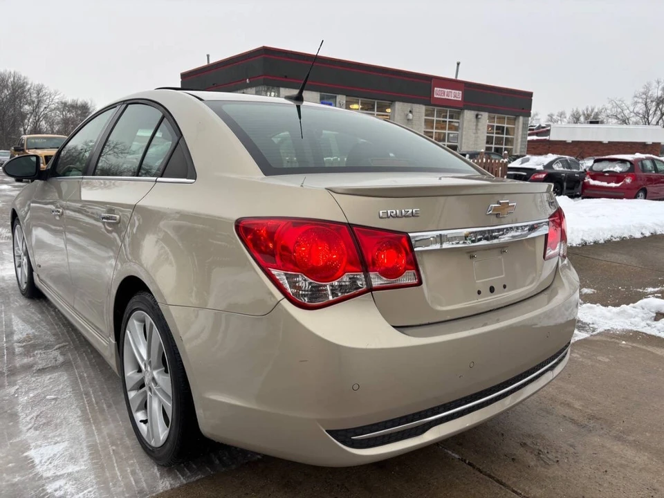 2012 Chevrolet Cruze - Image 12 of 21