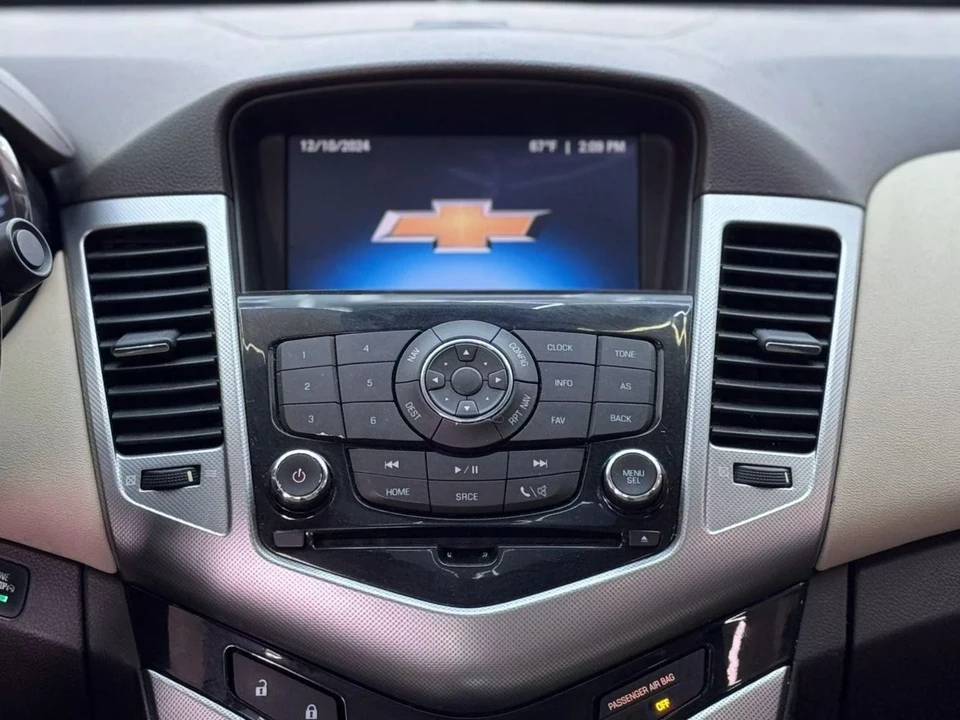 2012 Chevrolet Cruze - Image 15 of 21