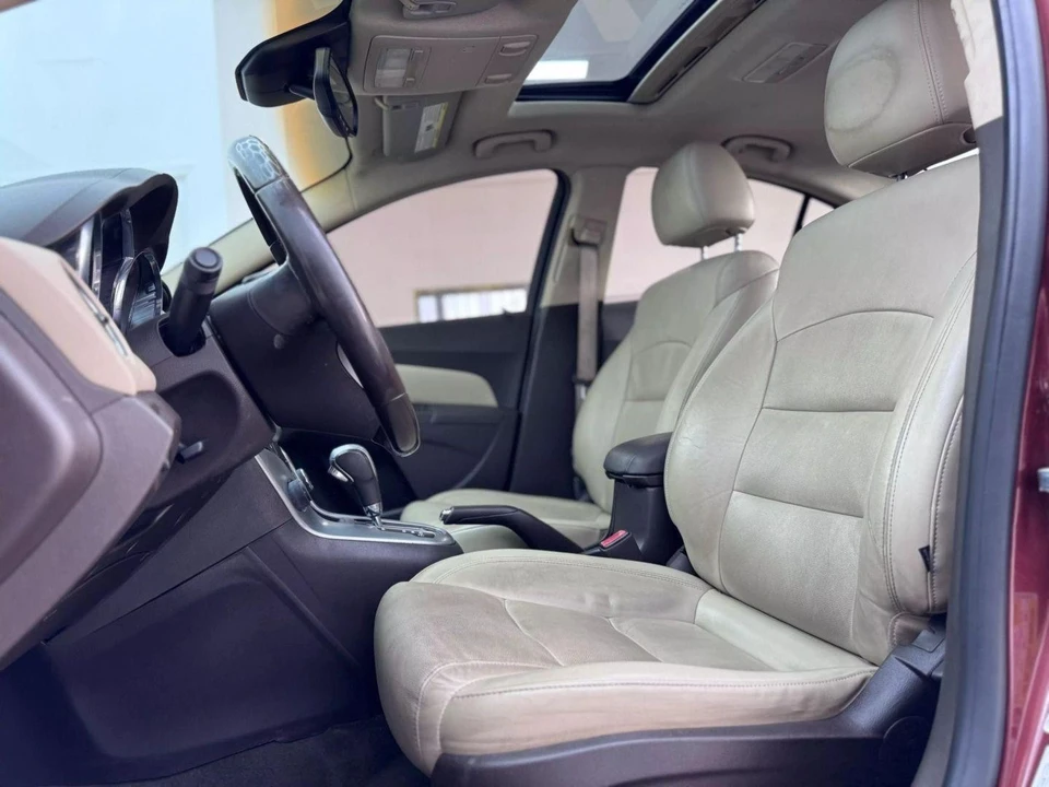 2012 Chevrolet Cruze - Image 12 of 21
