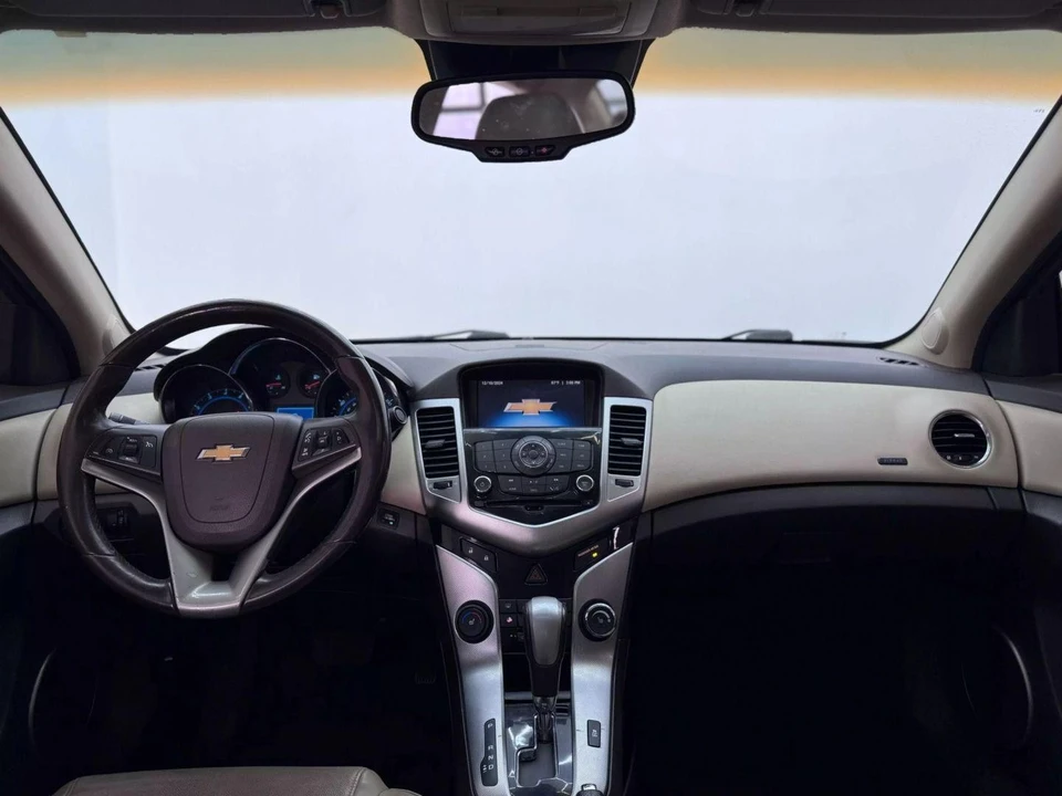 2012 Chevrolet Cruze - Image 14 of 21